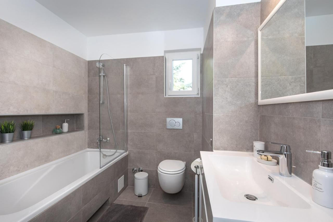 Zardin Apartment *